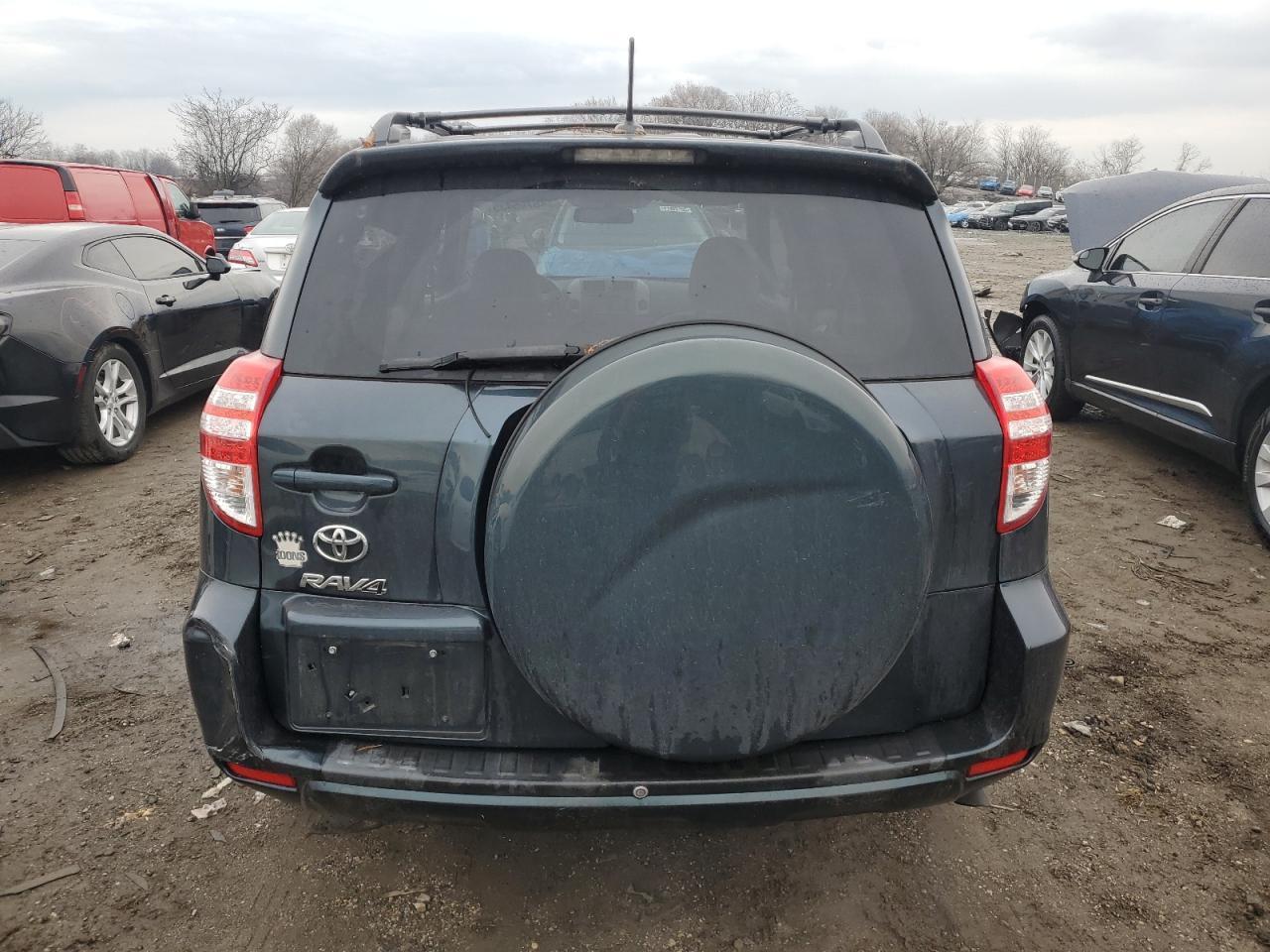 2011 TOYOTA RAV4 - Фото 6