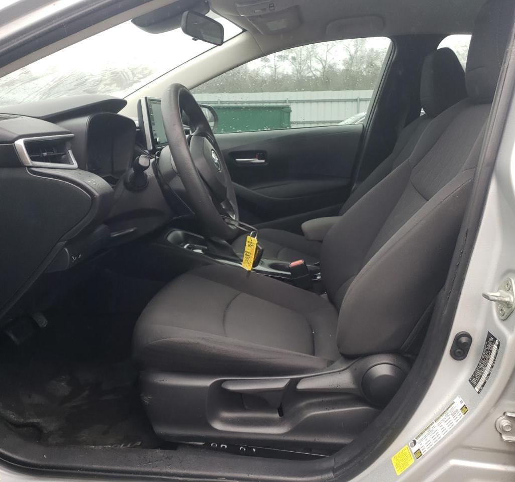2021 TOYOTA COROLLA LE - Фото 7