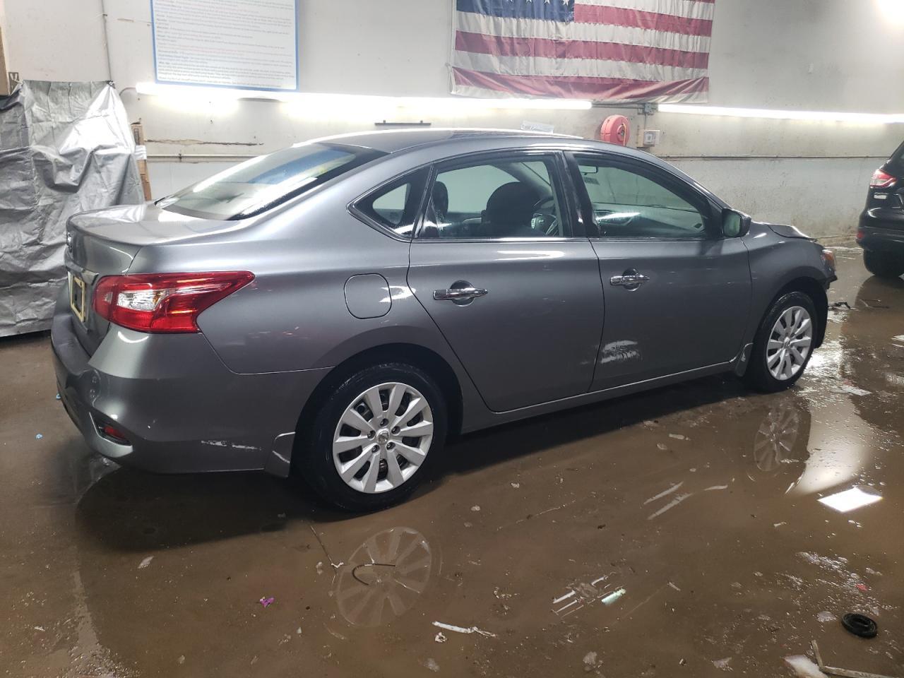 2017 NISSAN SENTRA S - Фото 3
