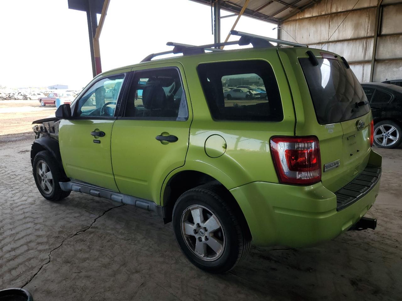 2012 FORD ESCAPE XLT - Image 2