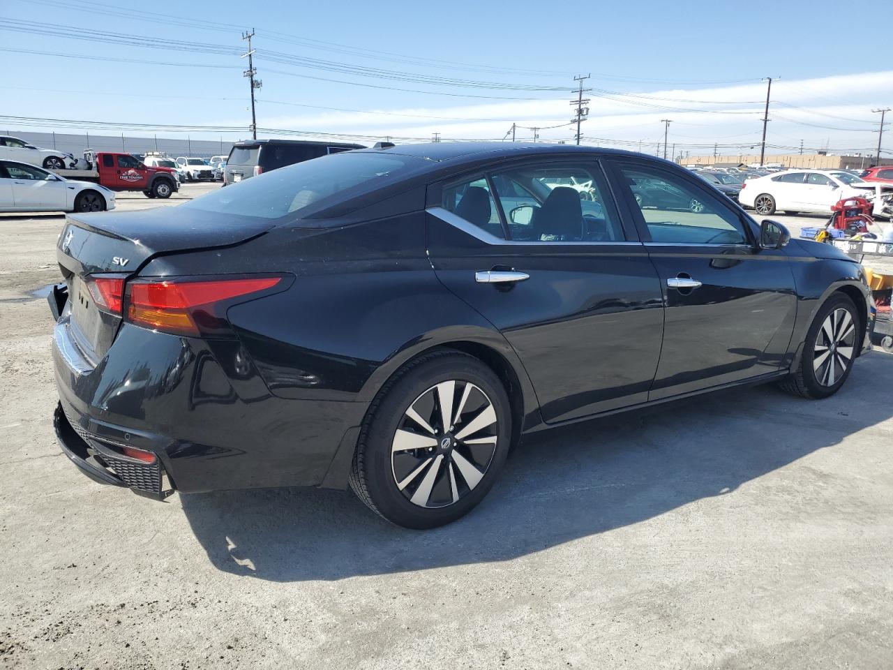 2022 NISSAN ALTIMA SV - Фото 3