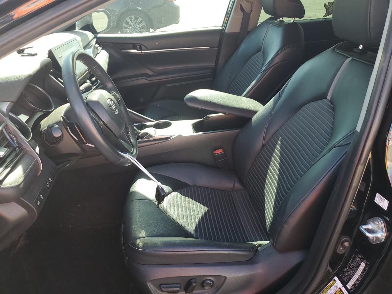2021 TOYOTA CAMRY SE - Фото 7