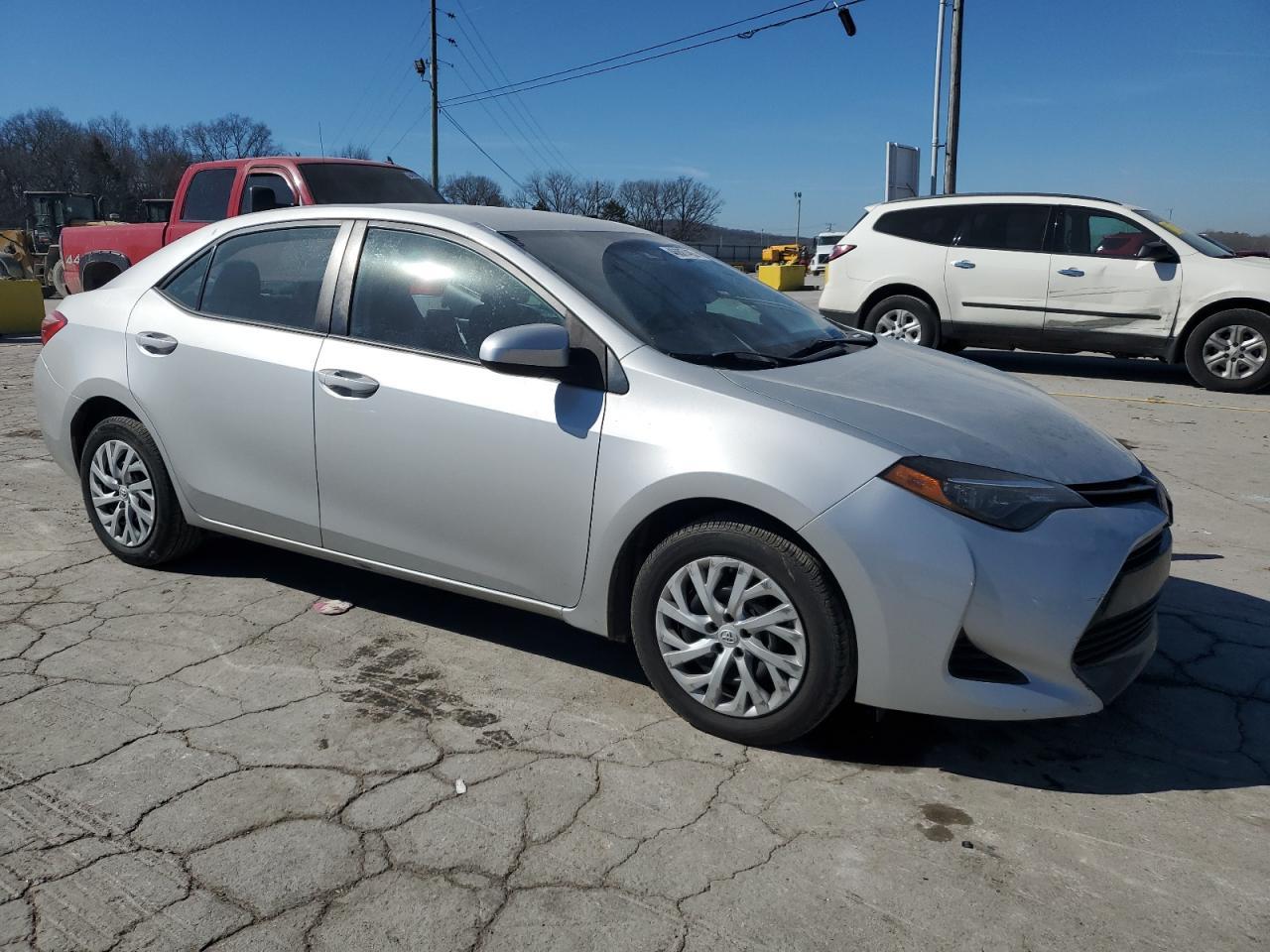 2019 TOYOTA COROLLA L - Image 4