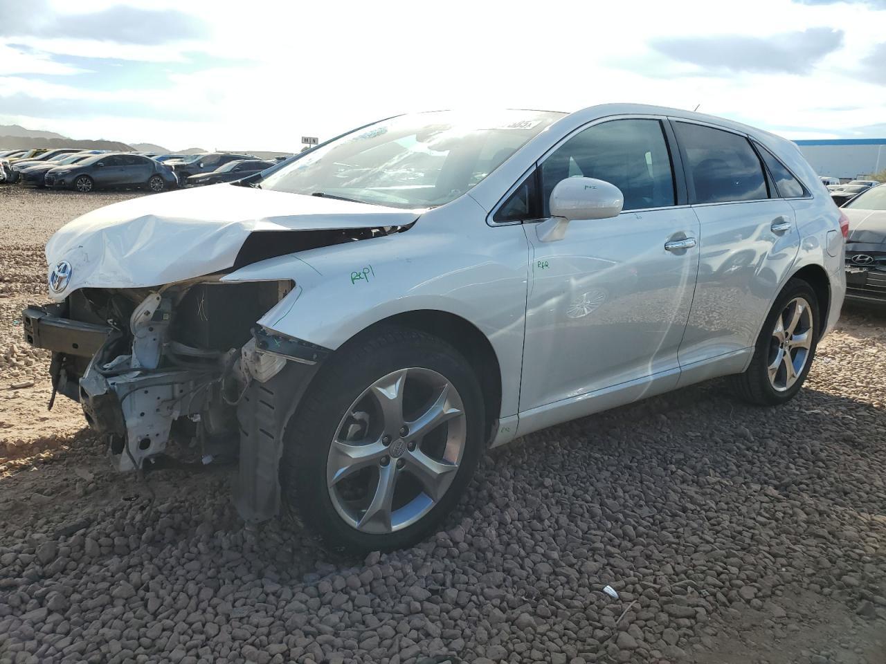 2012 TOYOTA VENZA LE