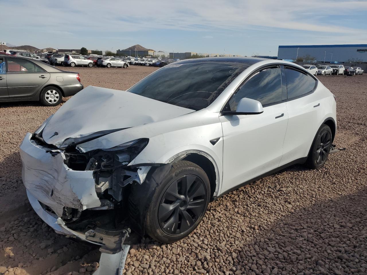 2024 TESLA MODEL Y