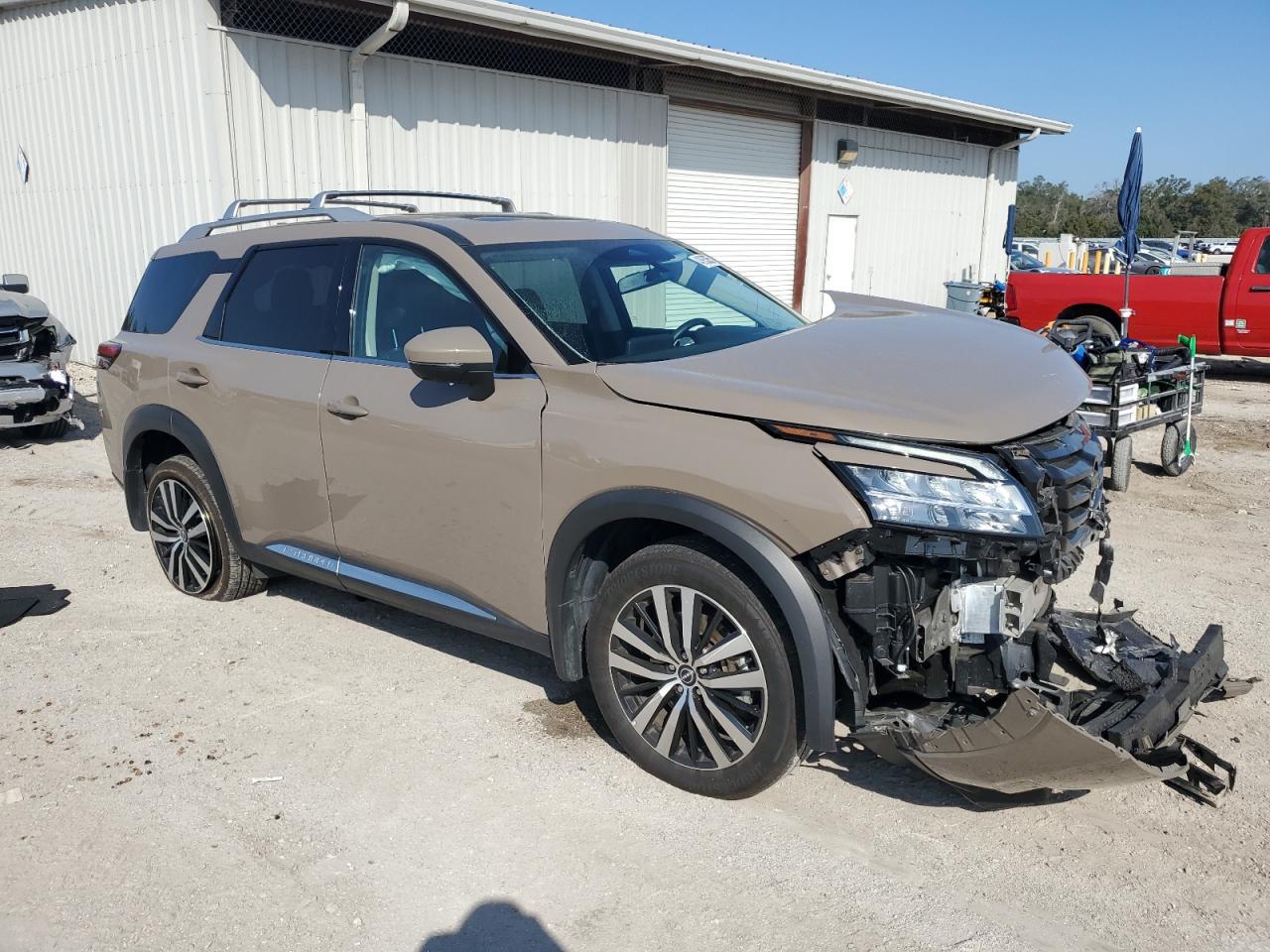 2023 NISSAN PATHFINDER - Image 4