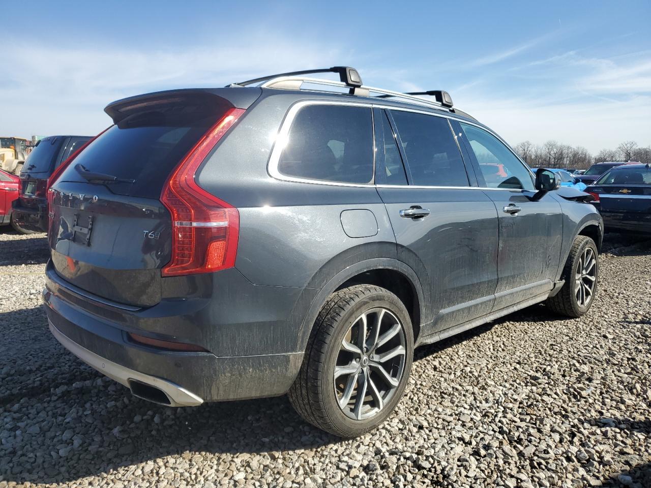 2016 VOLVO XC90 T6 - Фото 3