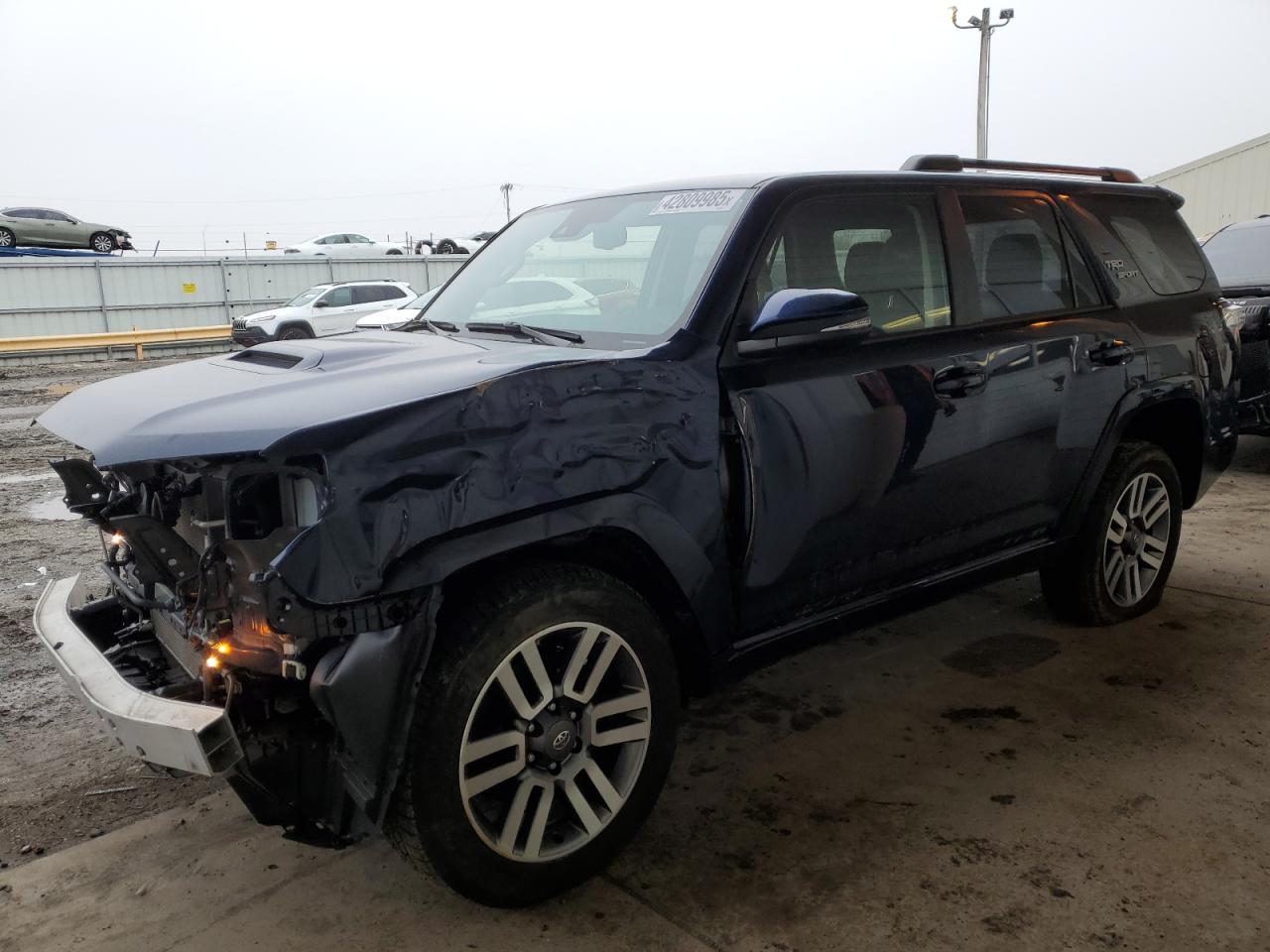 2022 TOYOTA 4RUNNER SR