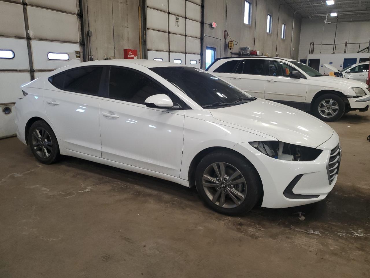 2017 HYUNDAI ELANTRA SE - Image 4