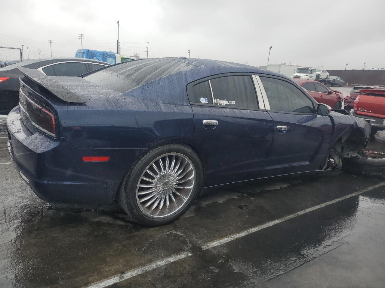2014 DODGE CHARGER SE - Фото 3