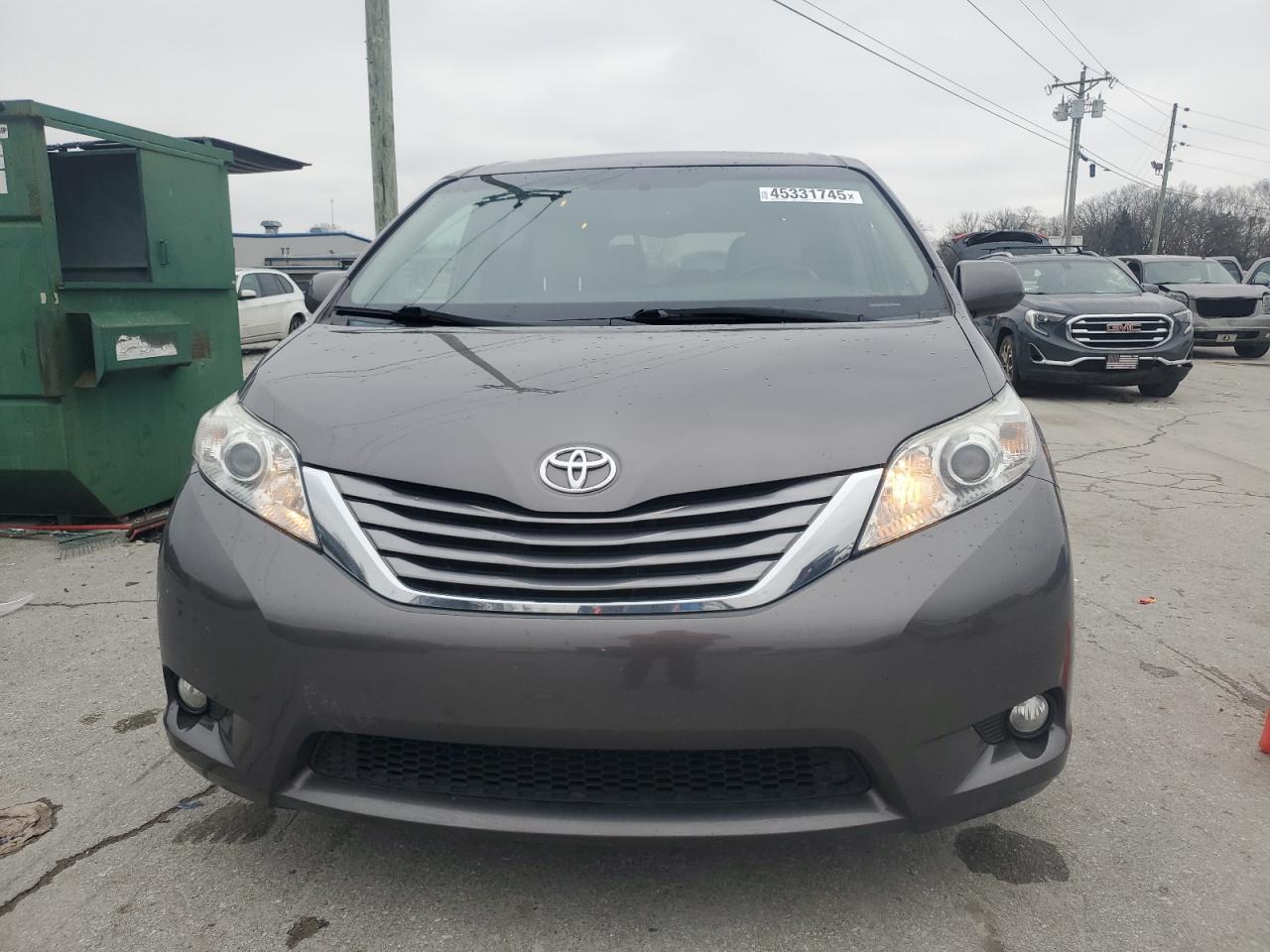 2015 TOYOTA SIENNA XLE - Фото 5
