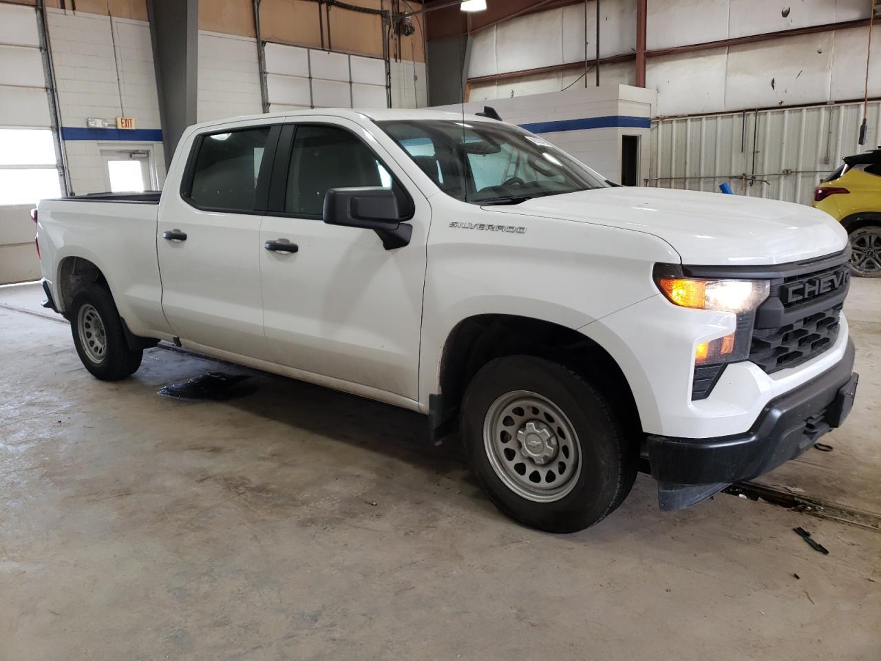 2024 CHEVROLET SILVERADO - Image 4