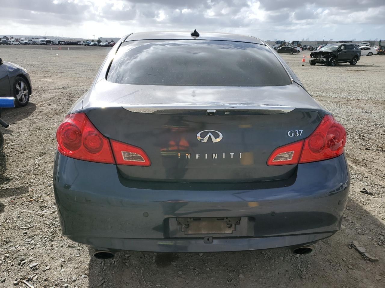 2012 INFINITI G37 BASE - Image 6