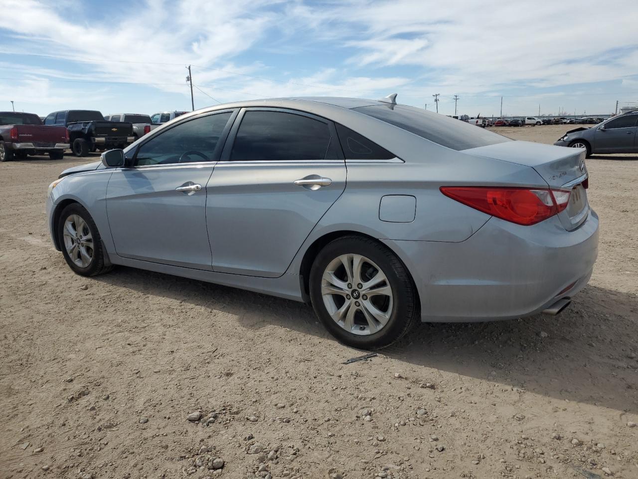 2011 HYUNDAI SONATA SE - Фото 2