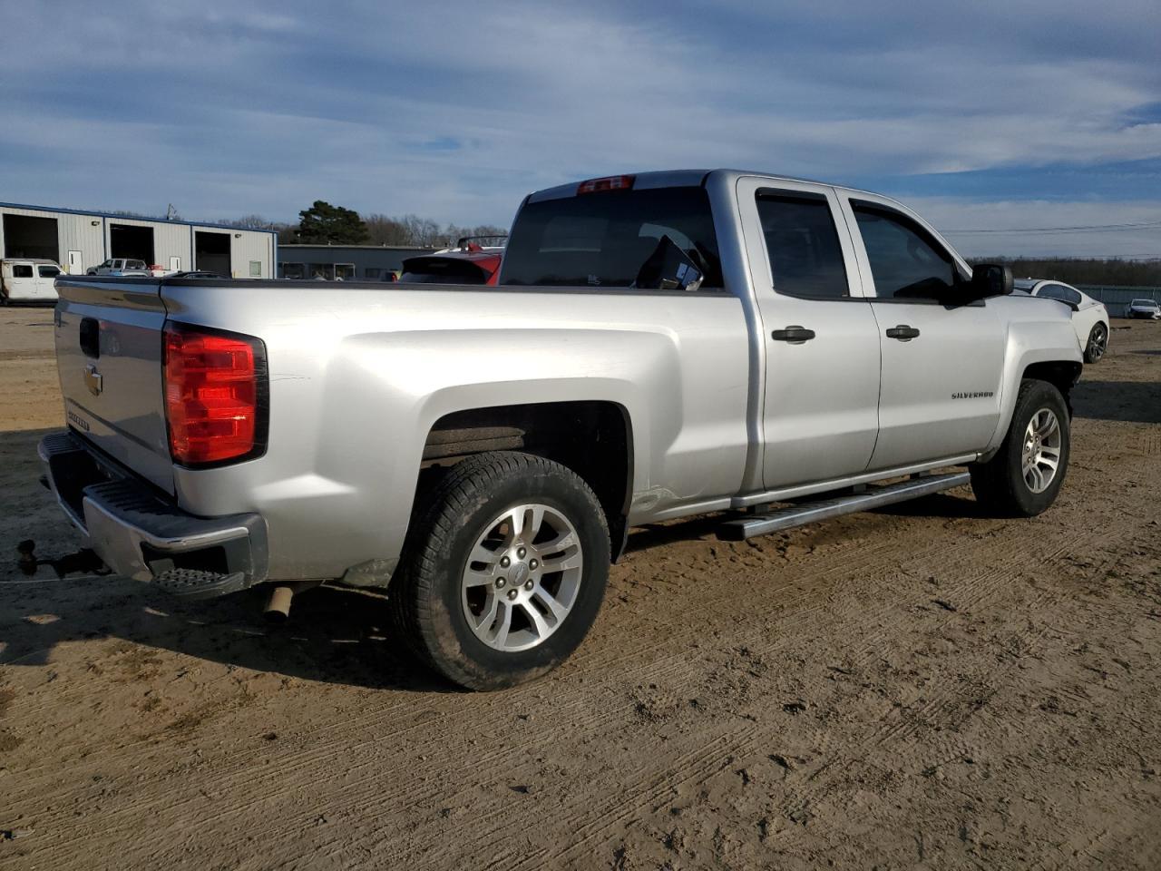 2017 CHEVROLET SILVERADO - Image 3