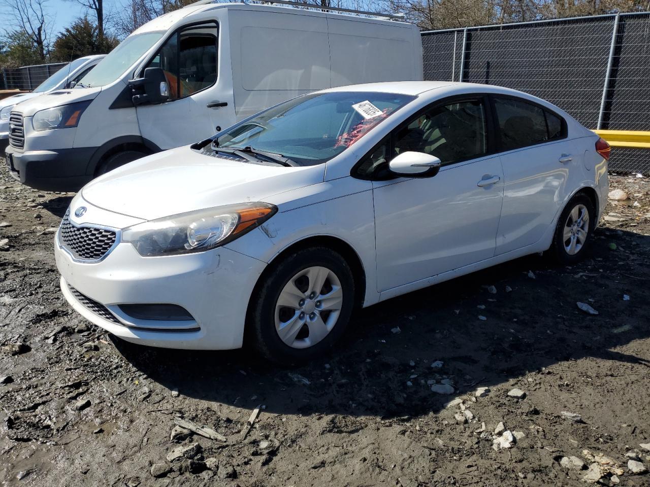 2015 KIA FORTE LX