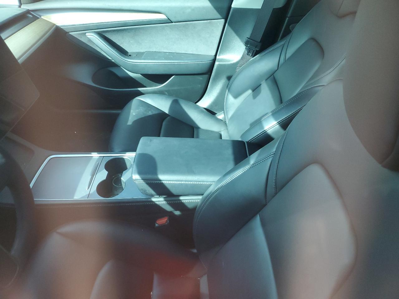 2023 TESLA MODEL 3 - Image 7