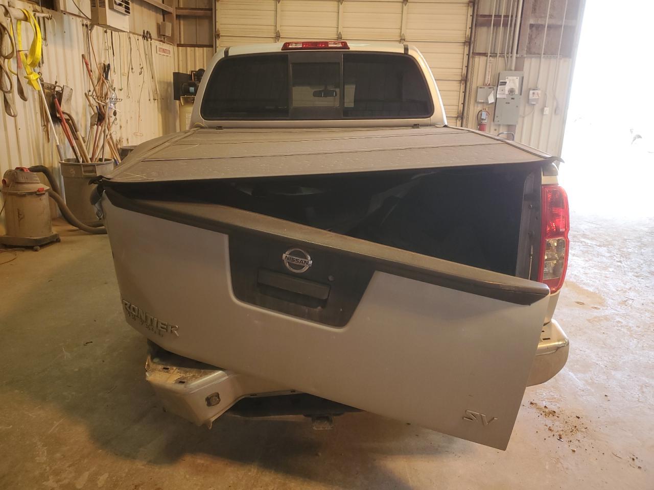 2017 NISSAN FRONTIER S - Image 6