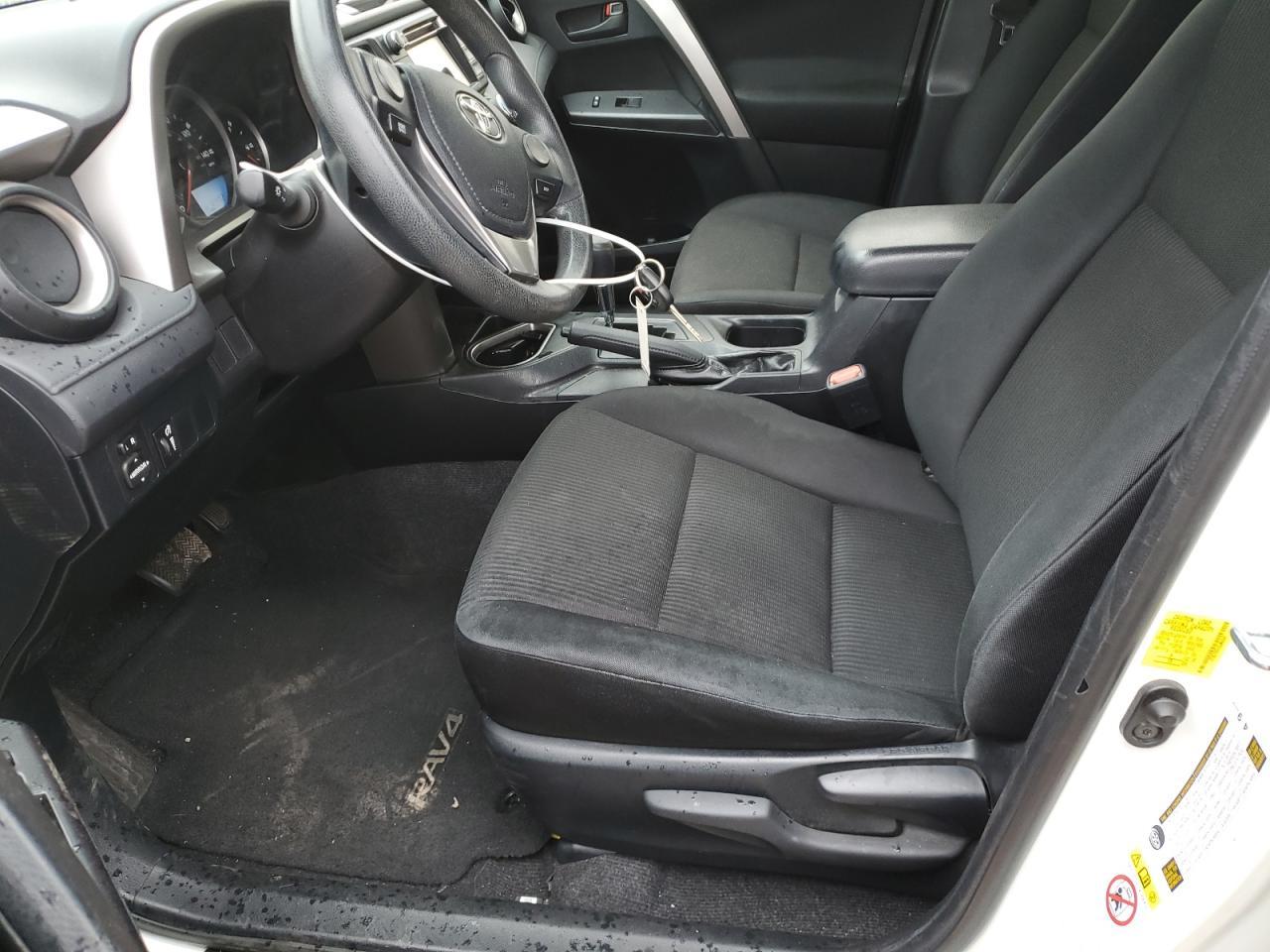 2016 TOYOTA RAV4 LE - Фото 7