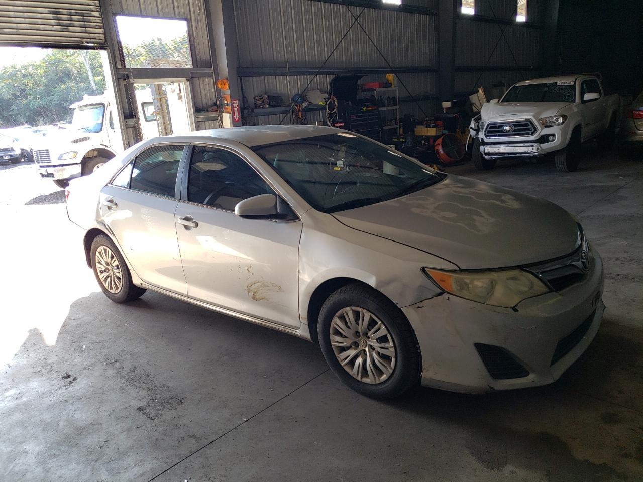 2012 TOYOTA CAMRY BASE - Image 4