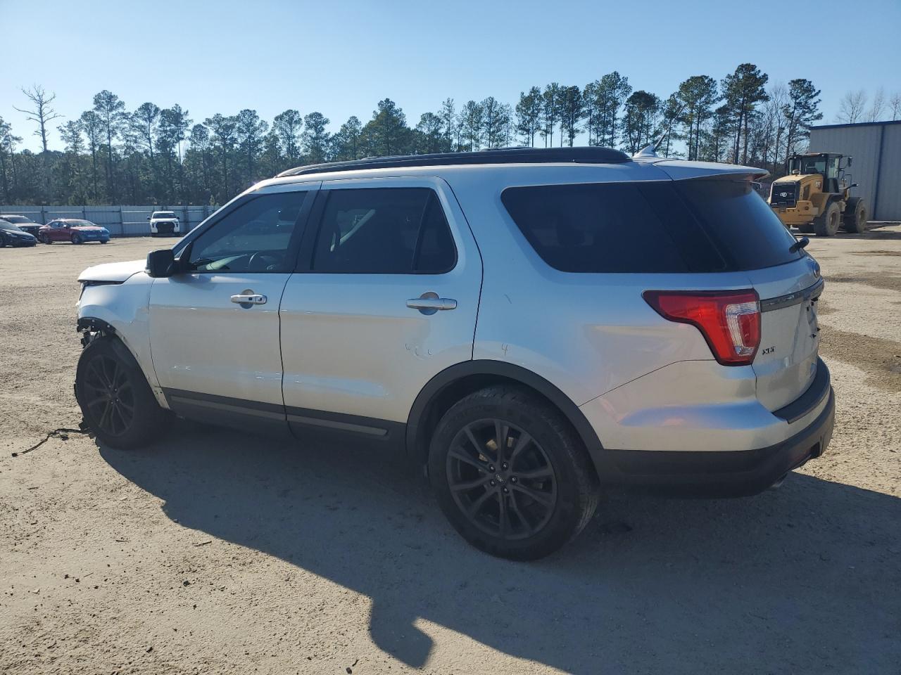 2018 FORD EXPLORER X - Фото 2