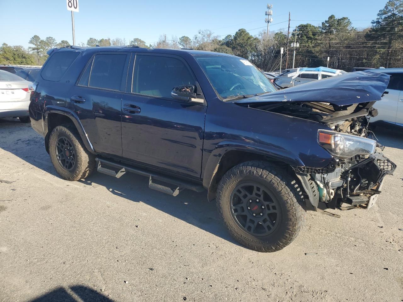 2022 TOYOTA 4RUNNER SR - Image 4