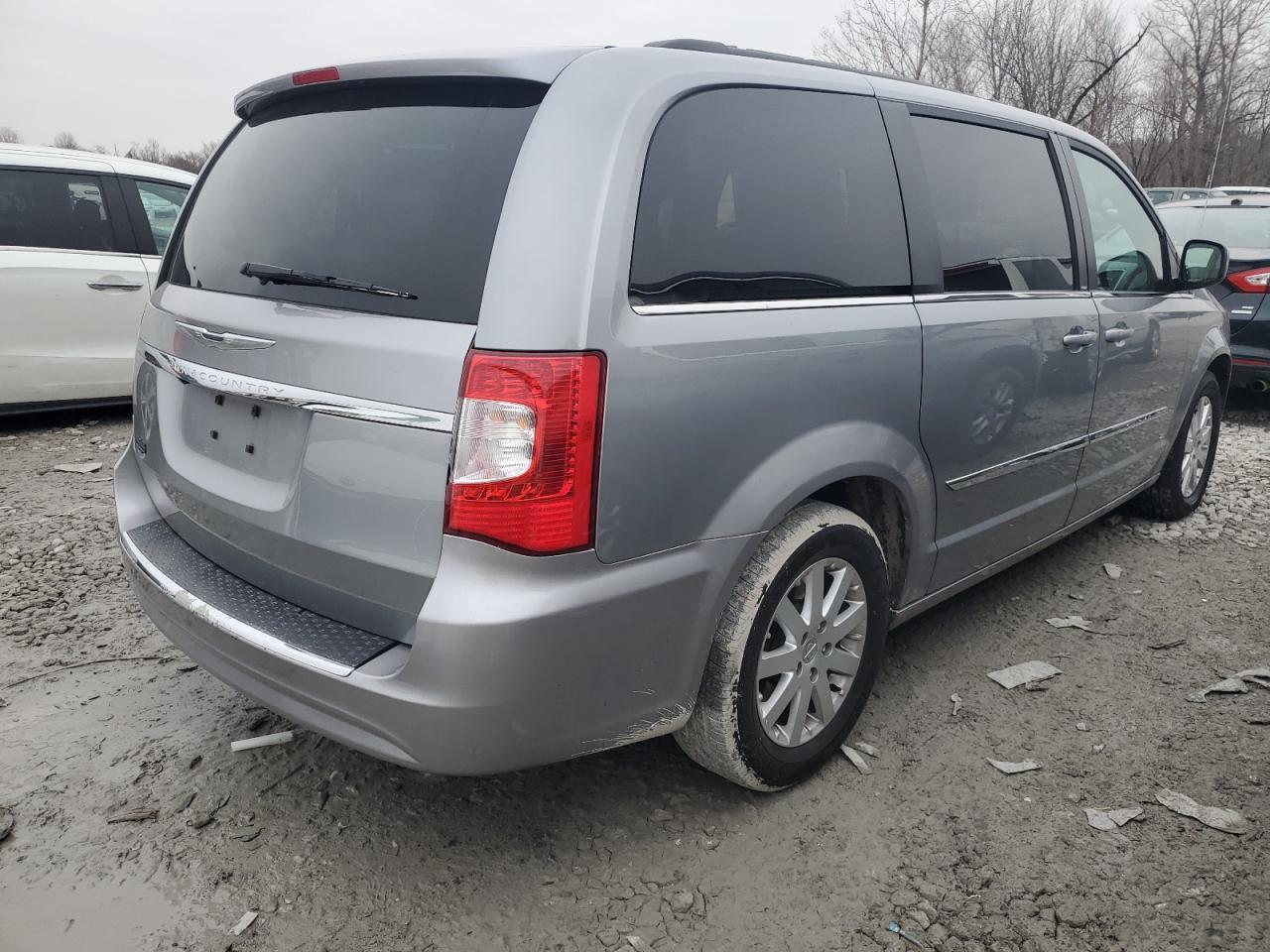 2014 CHRYSLER TOWN & COU - Image 3
