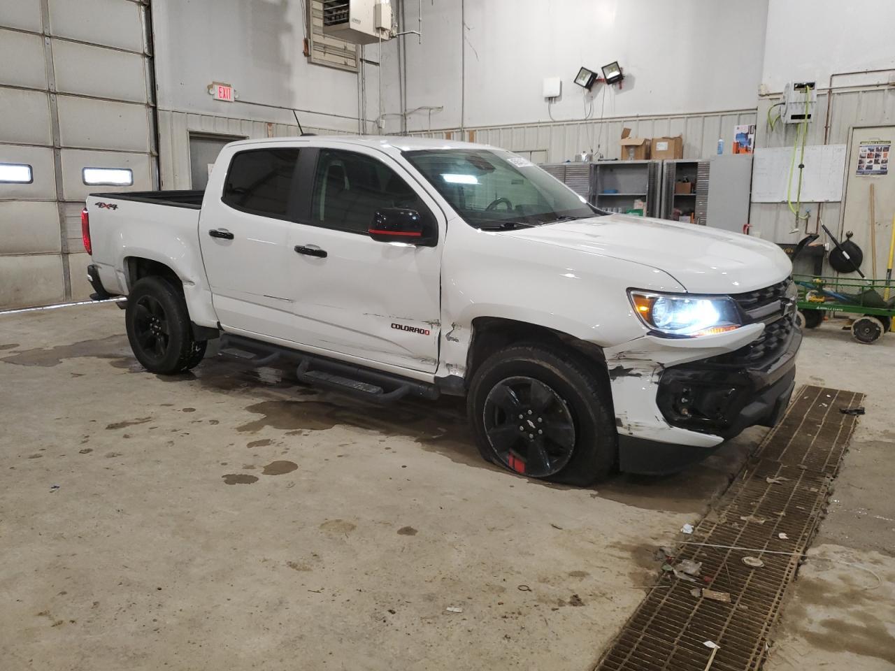 2021 CHEVROLET COLORADO L - Image 4