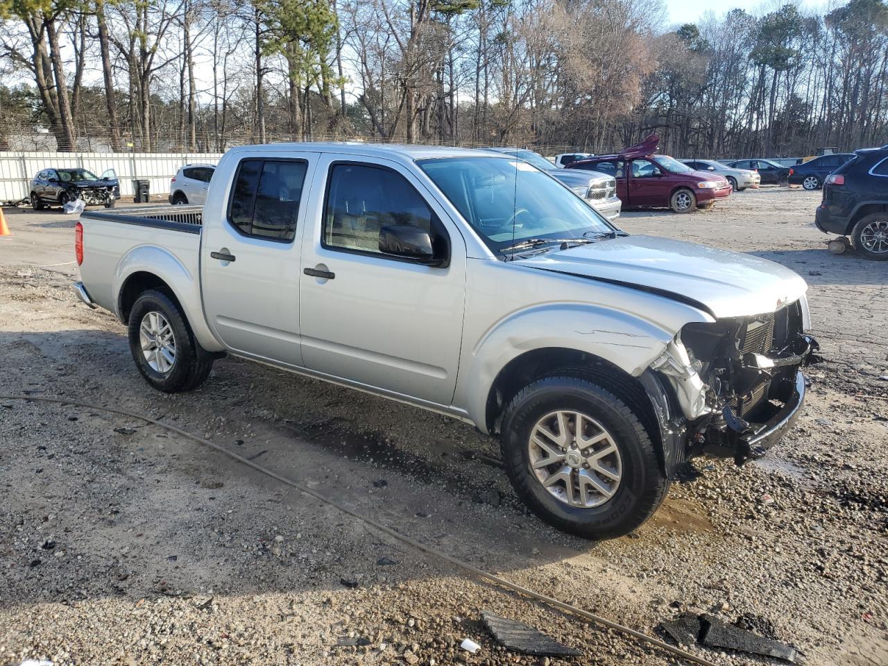 2019 NISSAN FRONTIER S - Image 4