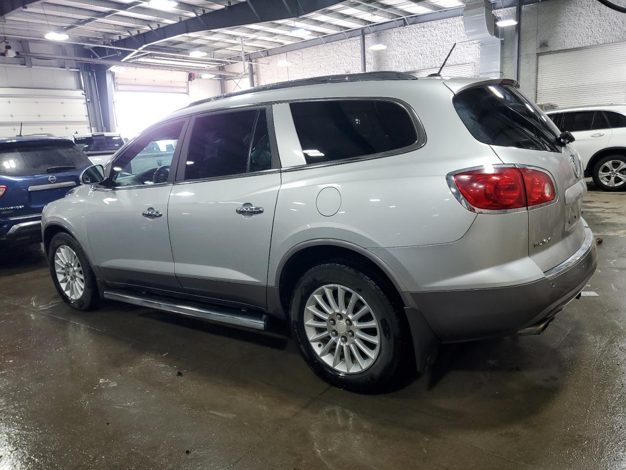2011 BUICK ENCLAVE CX - Image 2