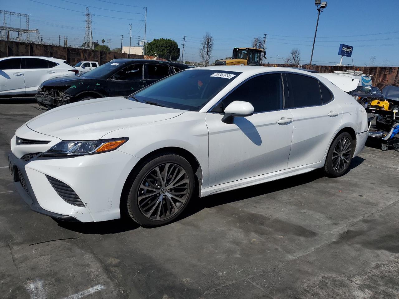 2020 TOYOTA CAMRY SE