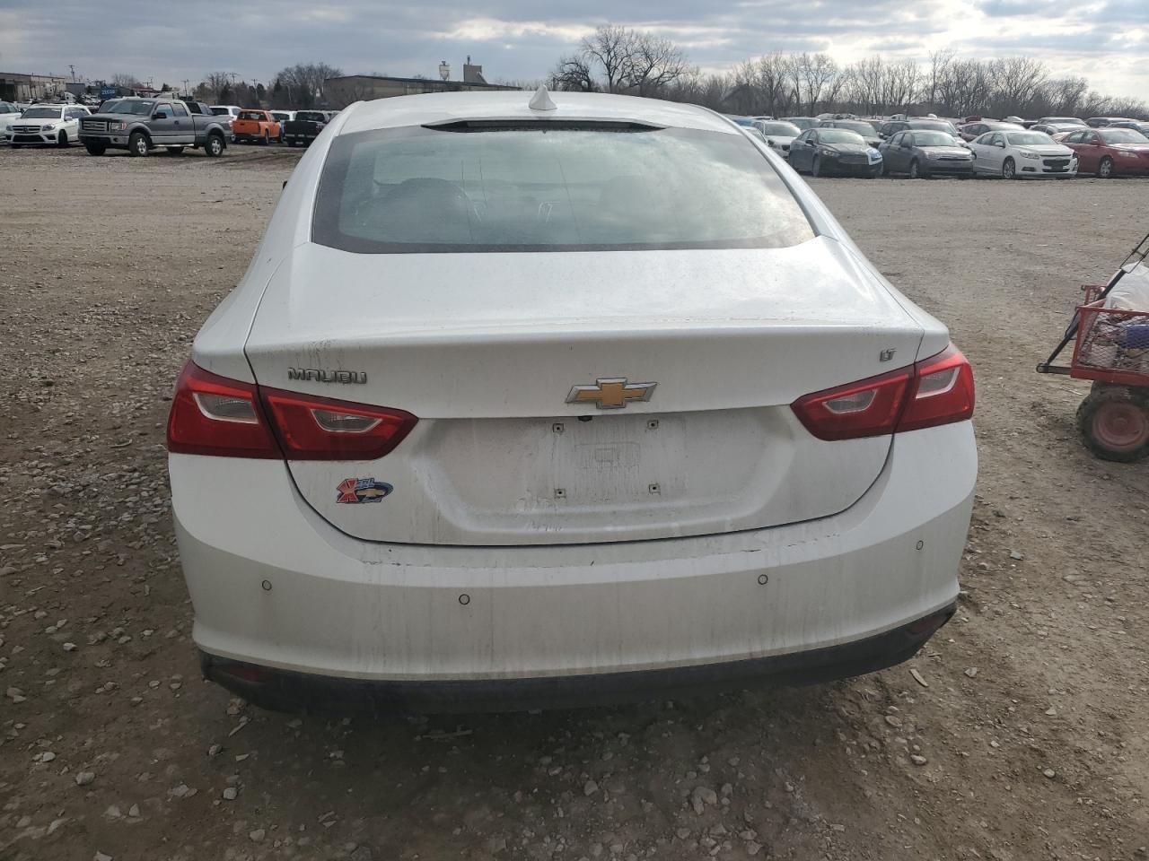 2017 CHEVROLET MALIBU LT - Image 6