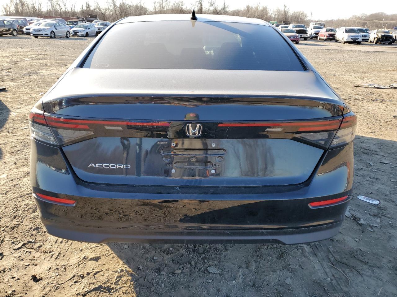 2024 HONDA ACCORD EX - Фото 6