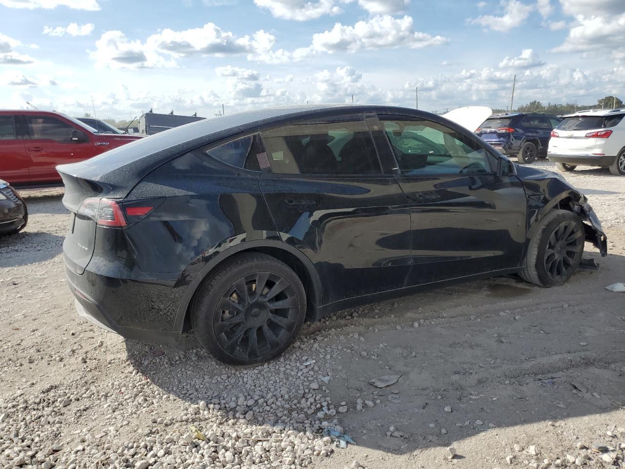 2022 TESLA MODEL Y - Image 3