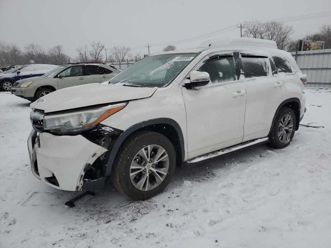 2015 TOYOTA HIGHLANDER