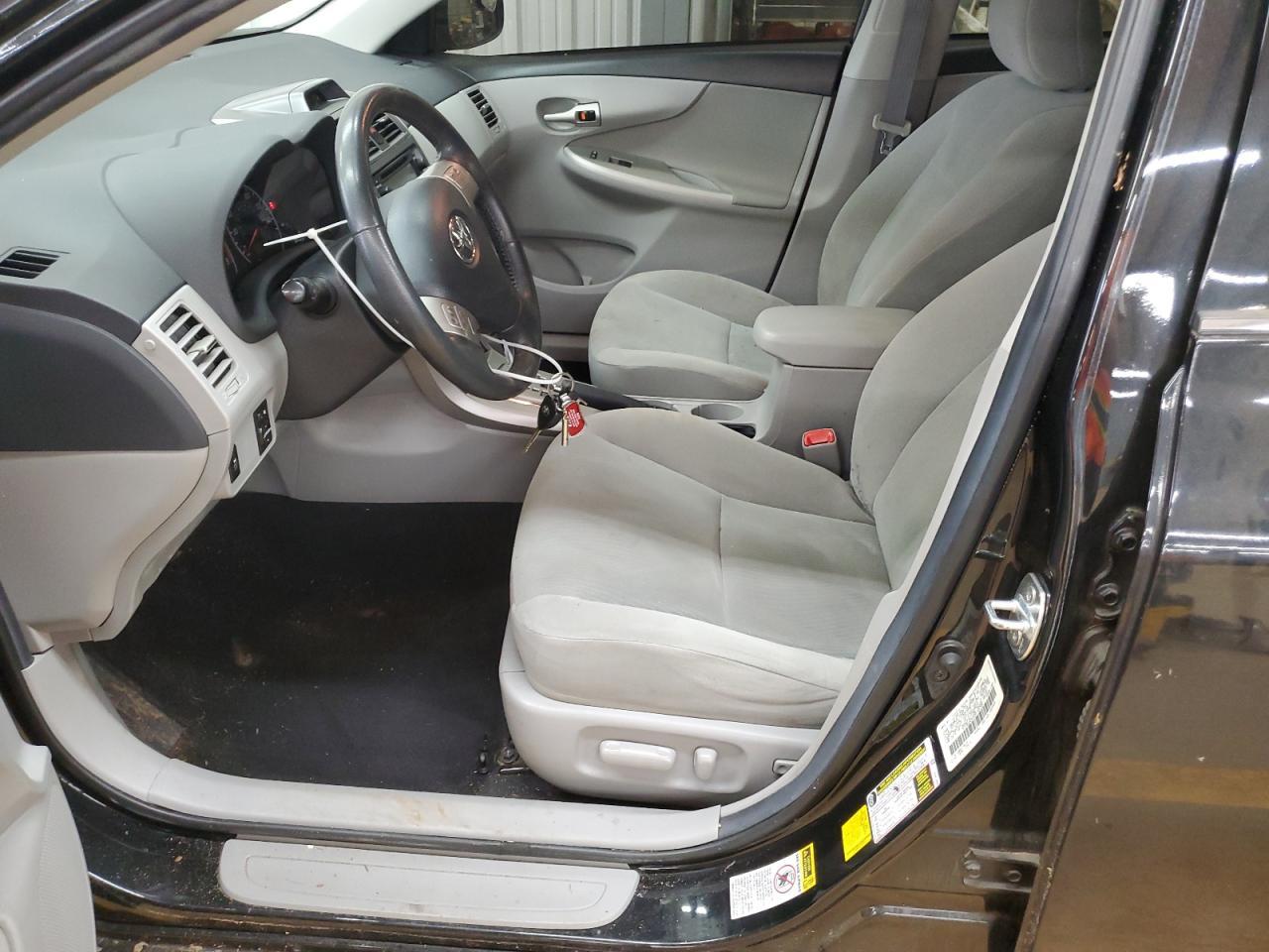 2013 TOYOTA COROLLA BA - Фото 7