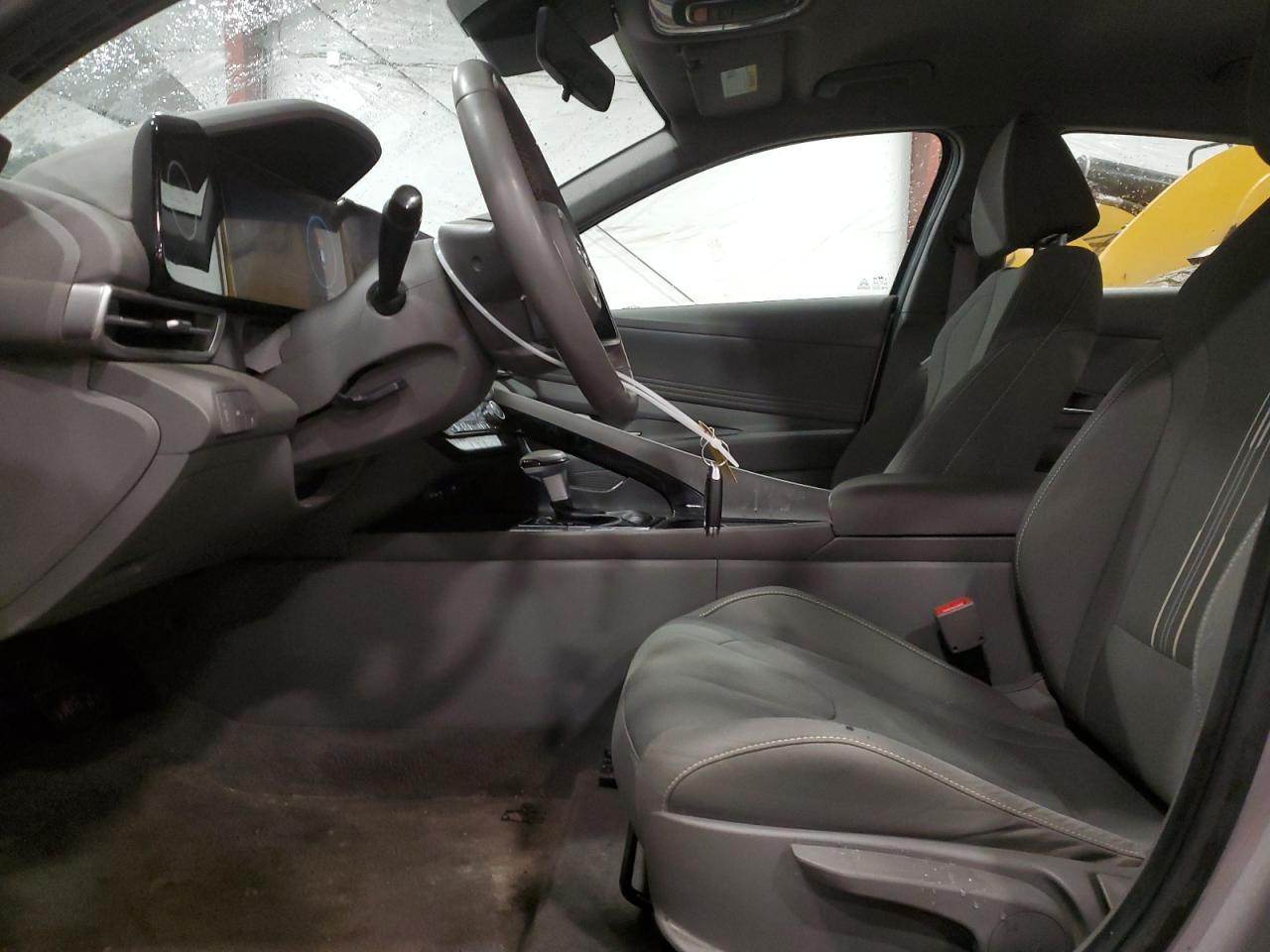2023 HYUNDAI ELANTRA SE - Image 7