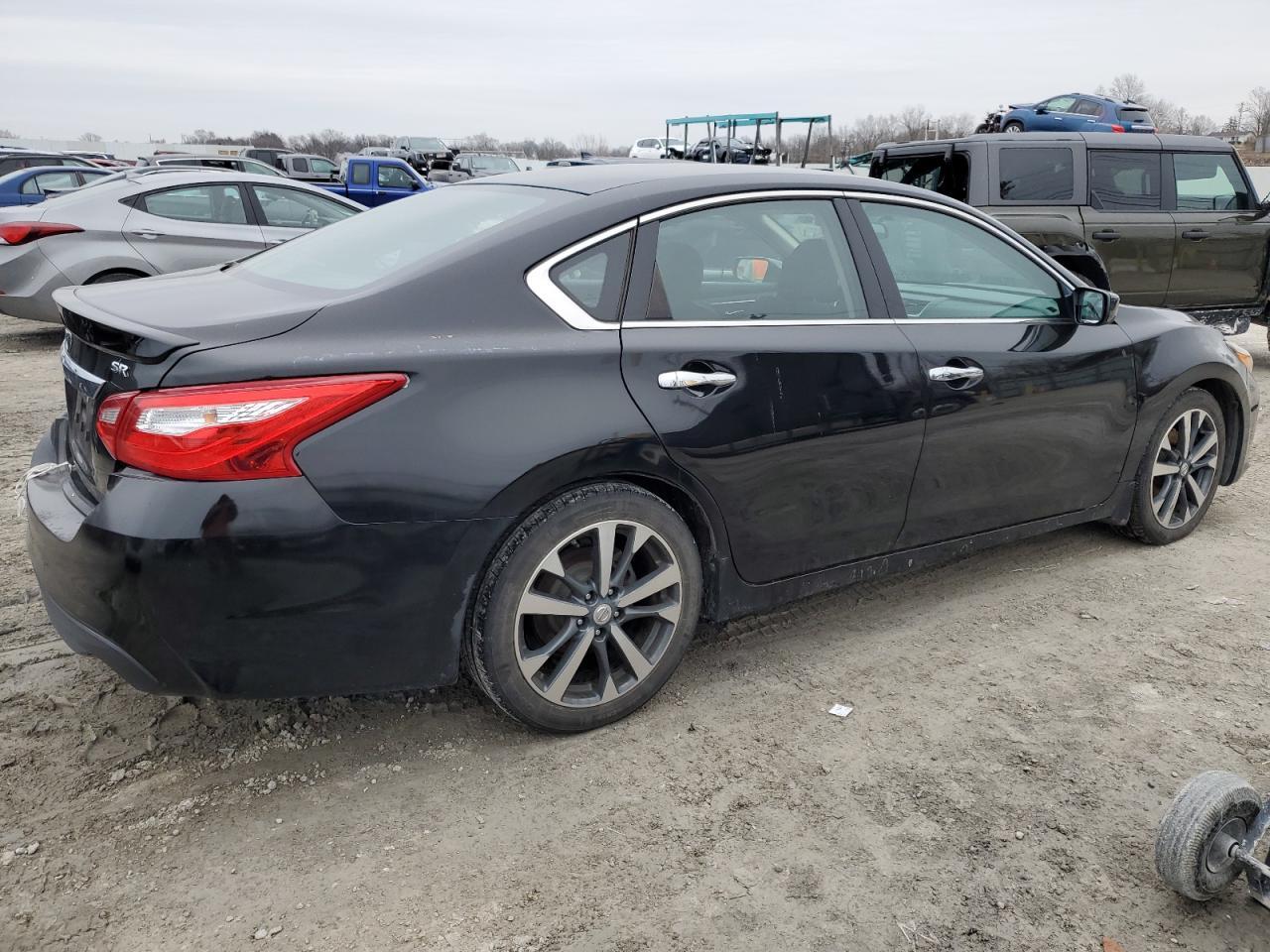 2016 NISSAN ALTIMA 2.5 - Фото 3