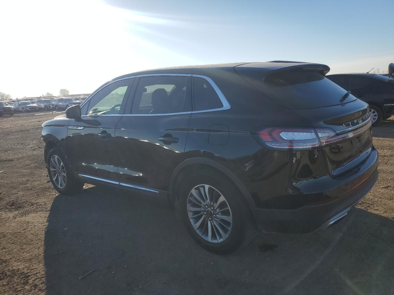 2019 LINCOLN NAUTILUS S - Image 2