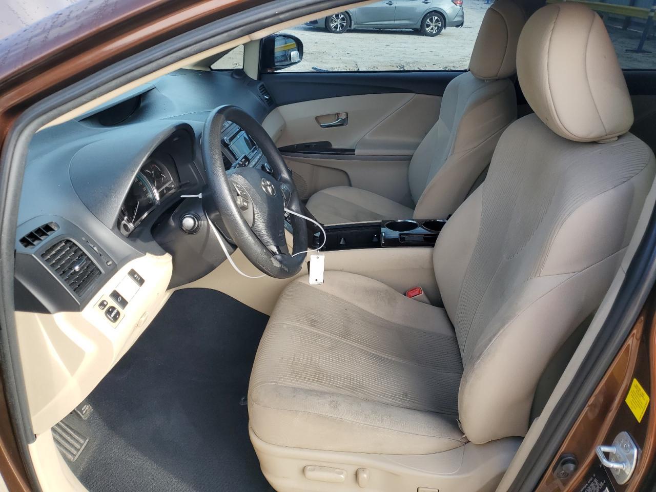 2011 TOYOTA VENZA - Фото 7