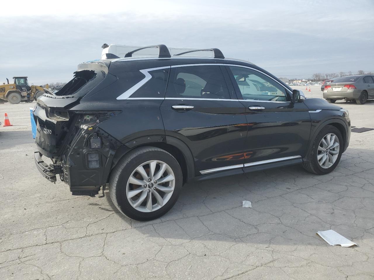 2019 INFINITI QX50 ESSEN - Image 3