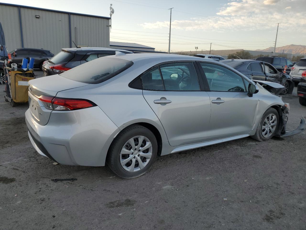 2021 TOYOTA COROLLA LE - Image 3