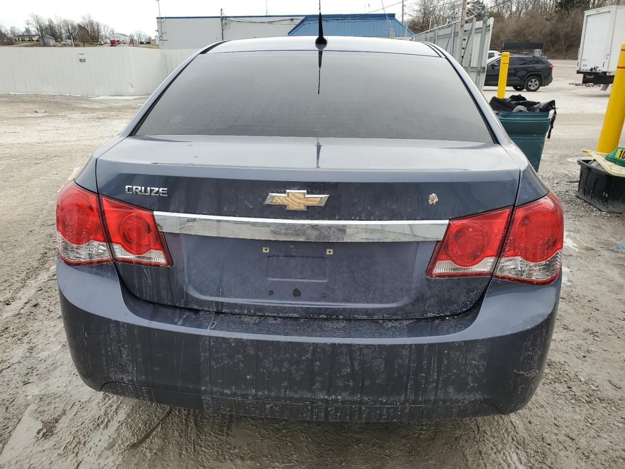 2014 CHEVROLET CRUZE LS - Image 6