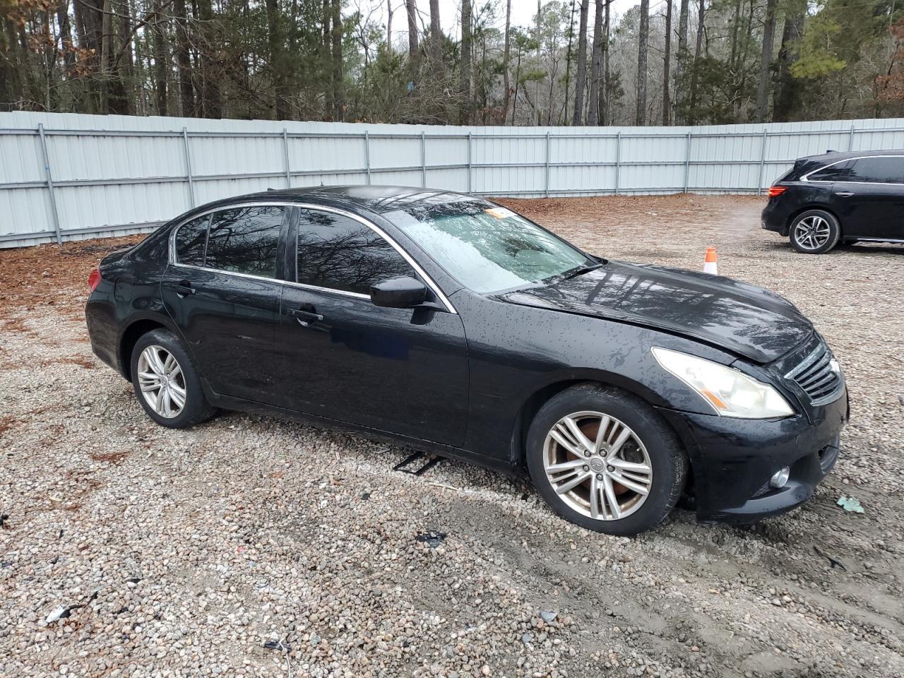 2012 INFINITI G37 - Image 4