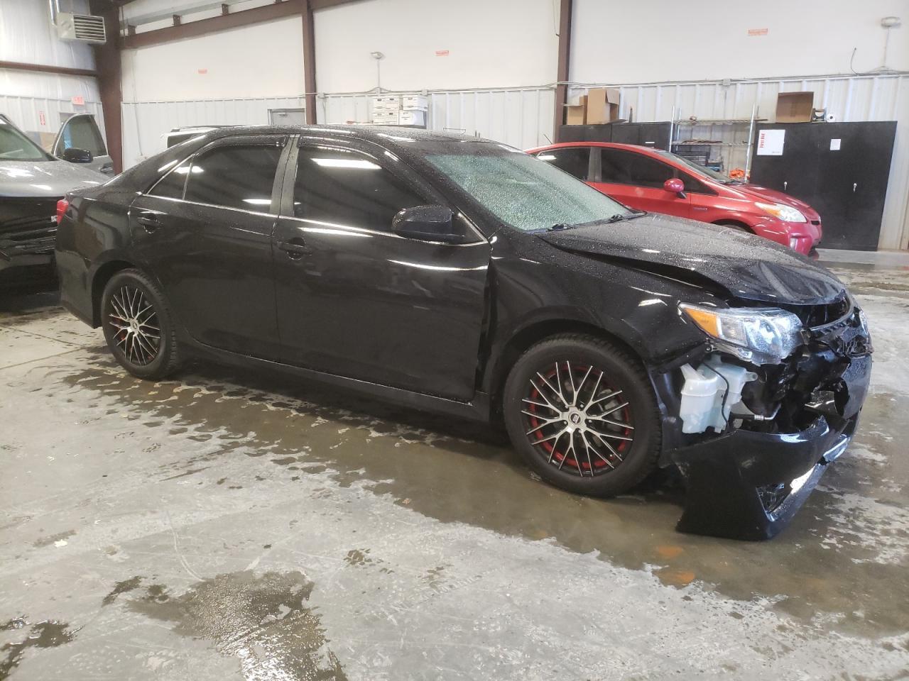 2014 TOYOTA CAMRY L - Image 4