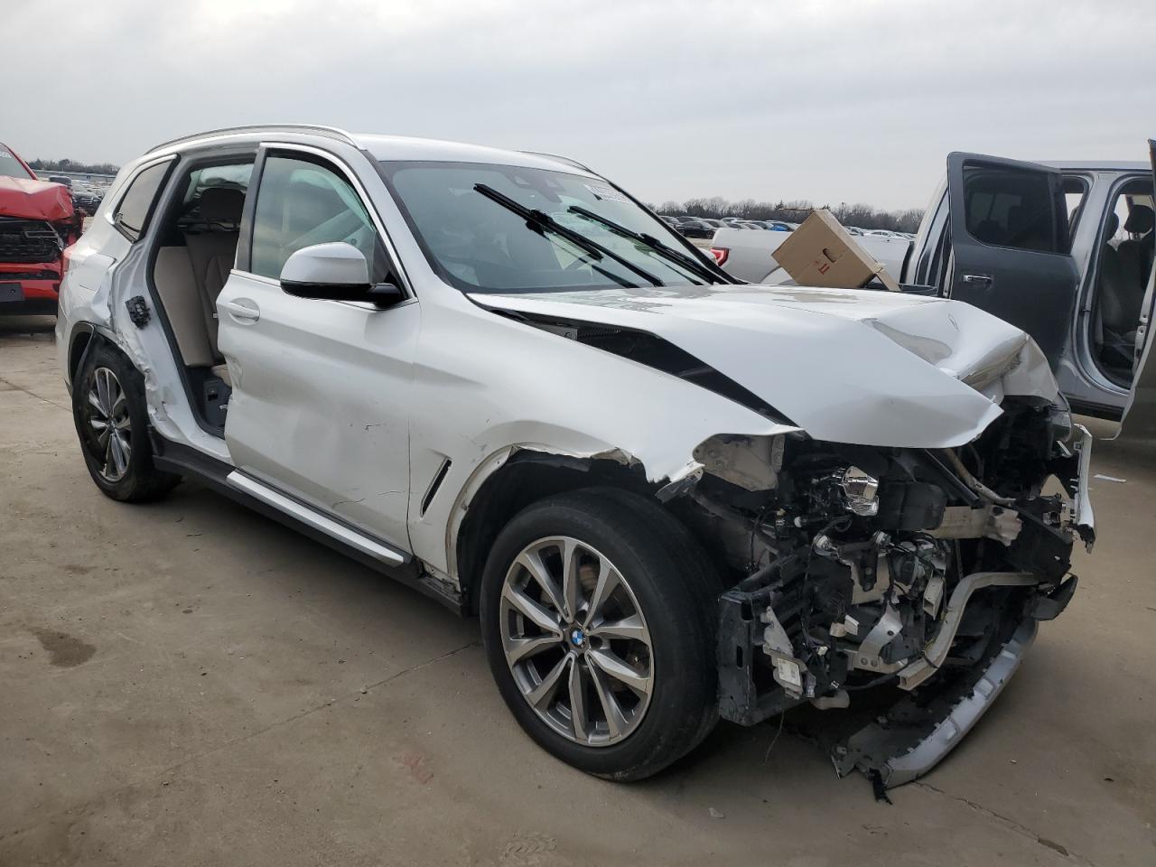 2019 BMW X3 XDRIVE3 - Фото 4