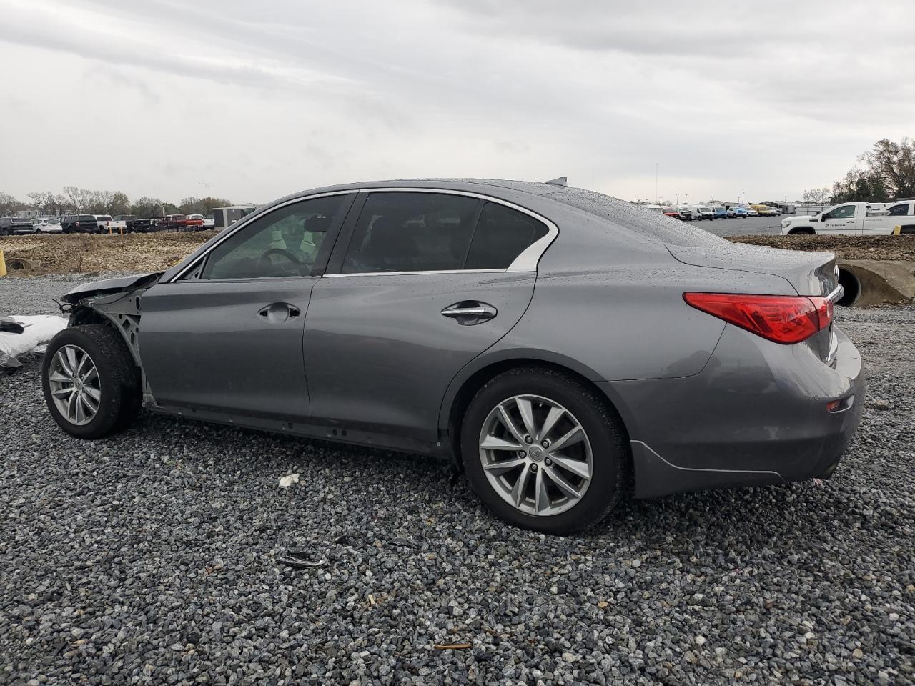 2016 INFINITI Q50 PREMIU - Фото 2
