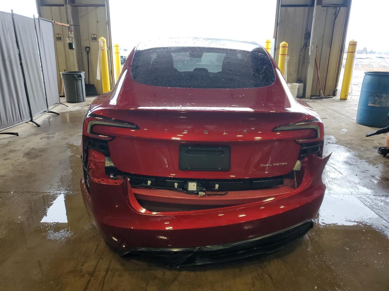 2024 TESLA MODEL 3 - Фото 6