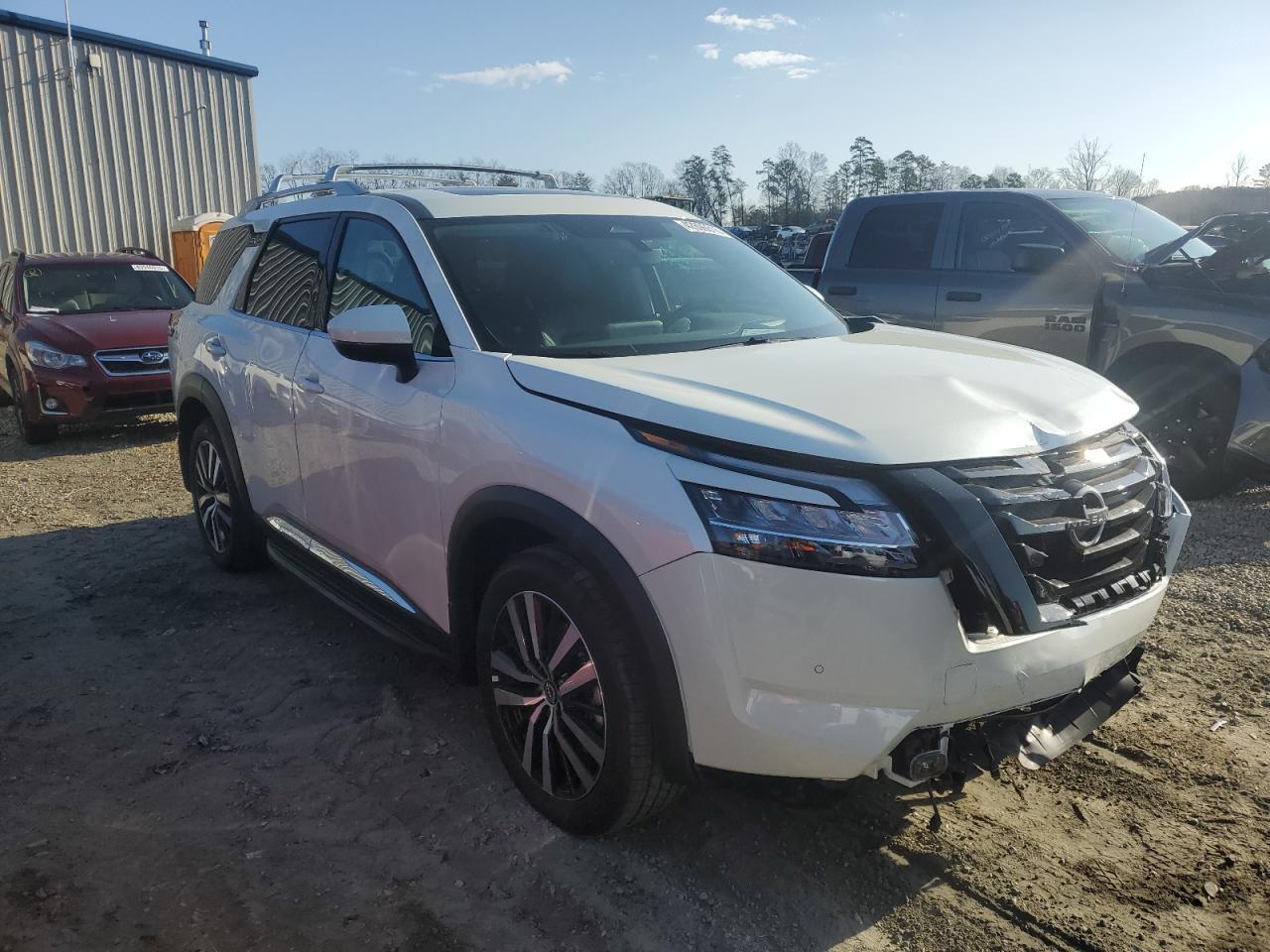 2024 NISSAN PATHFINDER - Фото 4