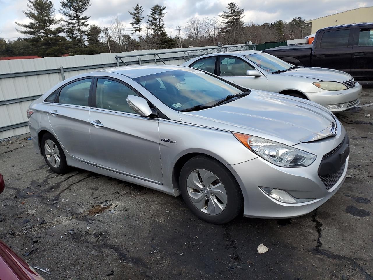 2013 HYUNDAI SONATA HYB - Фото 4